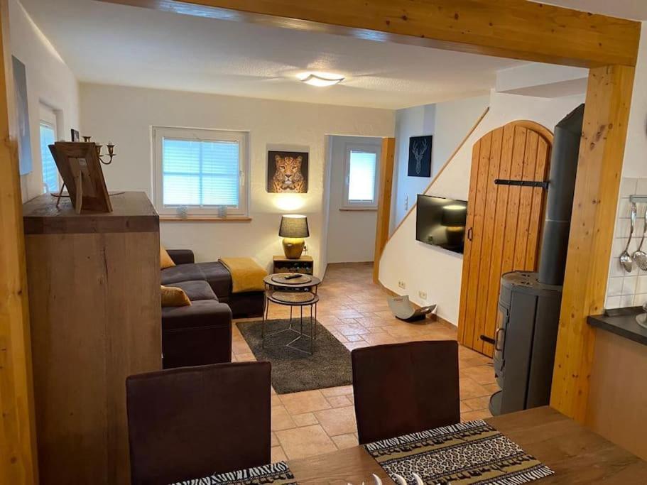 Waldheimat - Ferienhaus Nuerburg Ngoại thất bức ảnh