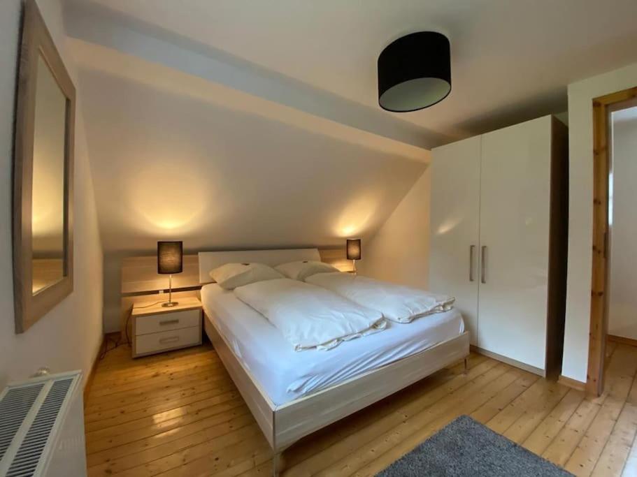 Waldheimat - Ferienhaus Nuerburg Ngoại thất bức ảnh